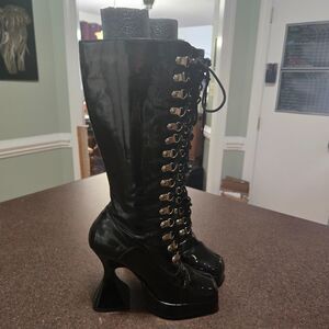 Rare Vintage Demonia Black Patent Leather lace up Coffin Heel Boots size 6 Goth